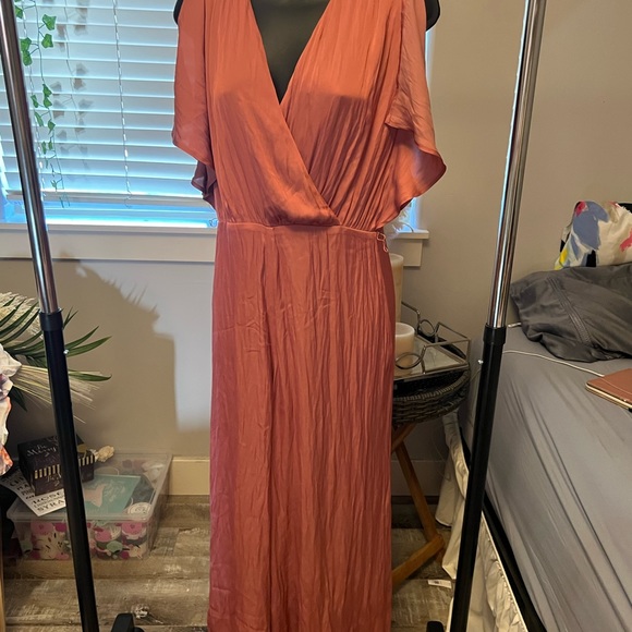 NWT Express Silk Jumpsuit - Picture 5 of 6